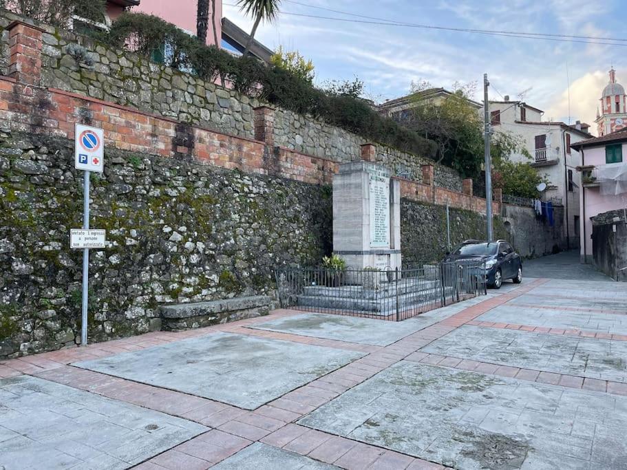 Tra Alpi Apuane E Cinque Terre.. Casetta Renata! Villa Valeriano Lunense Dış mekan fotoğraf