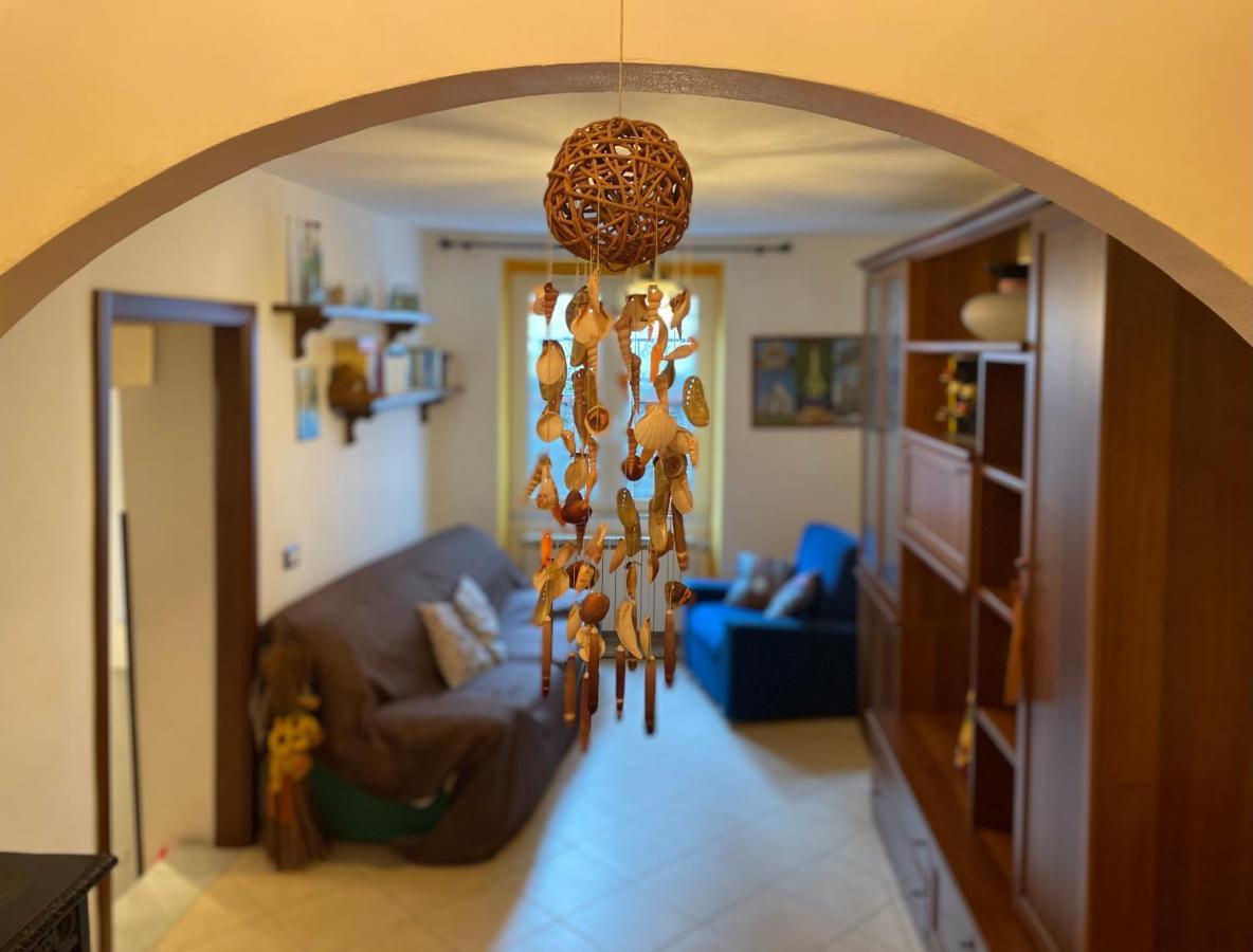 Tra Alpi Apuane E Cinque Terre.. Casetta Renata! Villa Valeriano Lunense Dış mekan fotoğraf